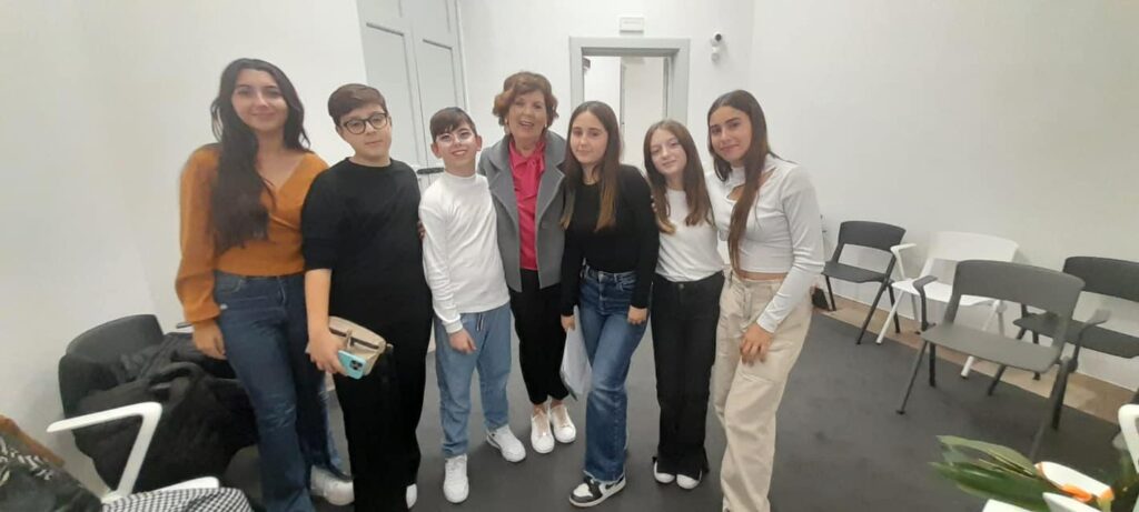 alunni e alunne delle classi 2^A e 2^B secondaria I grado